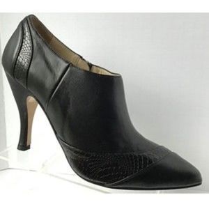 MARCHEZ VOUS 5" Heel black leather BOOTIES sz 9